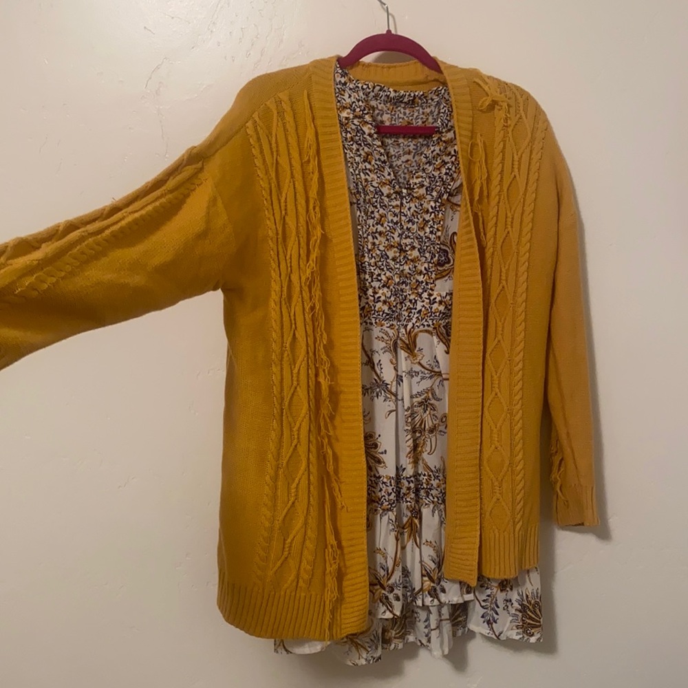 Fringe yellow cardigan